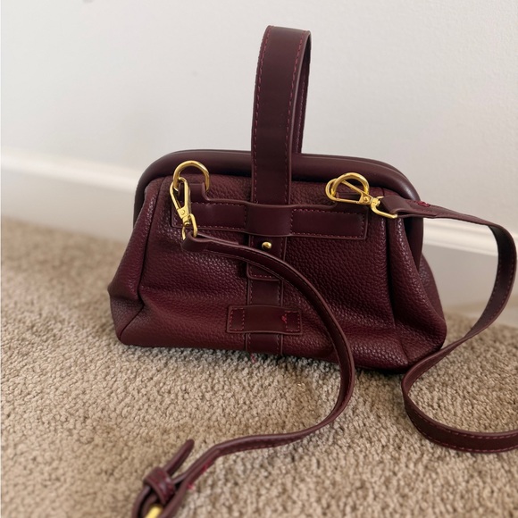 Structured Pebbled Crossbody Bag in Burgundy with Gold Hardware - Picture 2 of 7